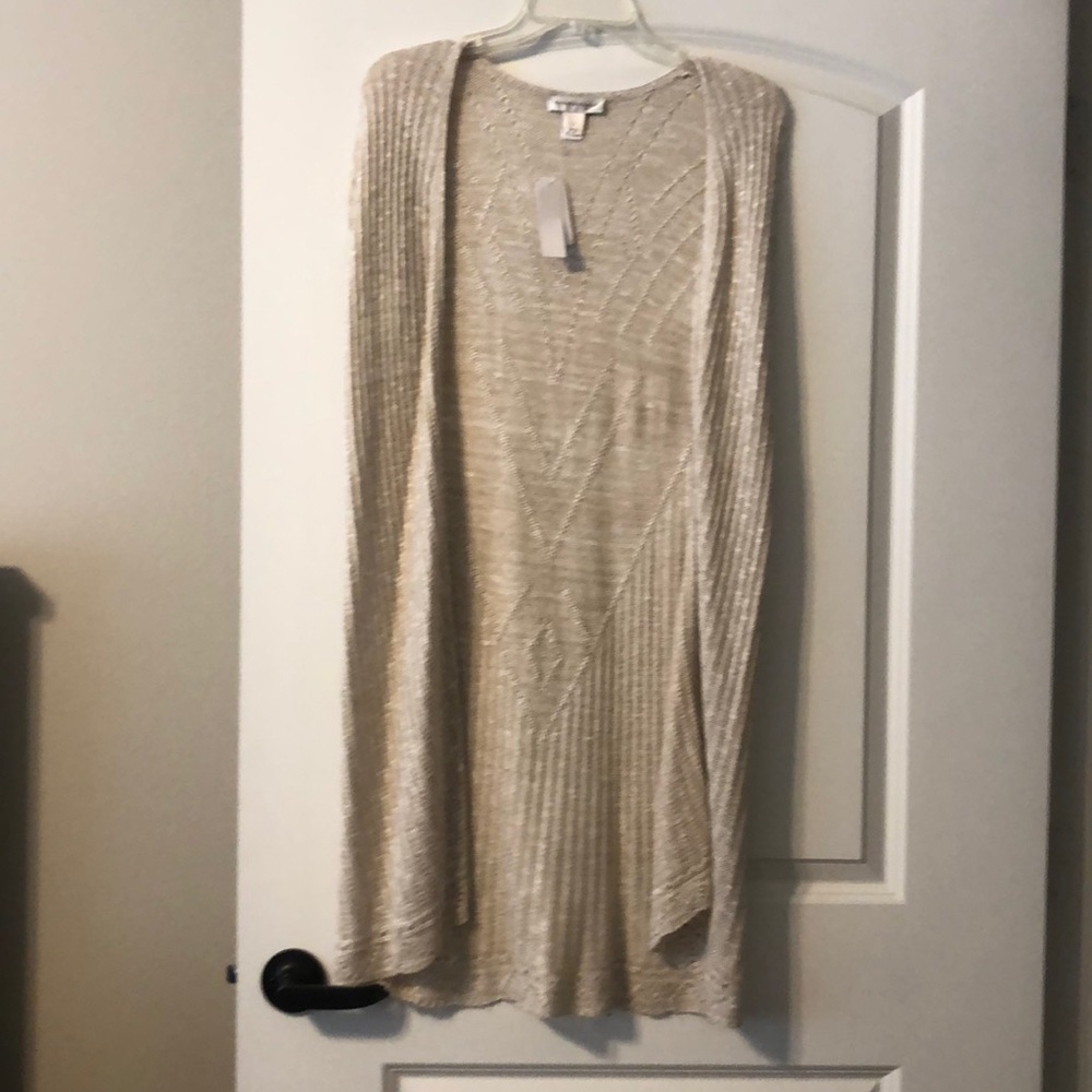 Cream Shrug